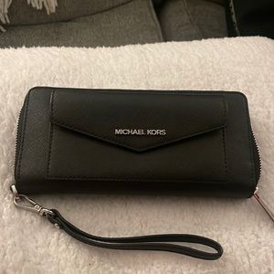 Black Michael Kors wallet